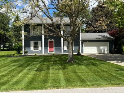 25 E Cherry Ave