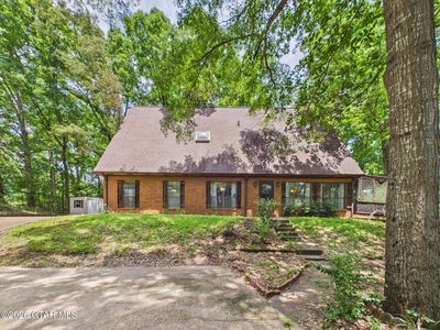 54 Covington Rd