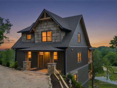 275 Vineyard Trail