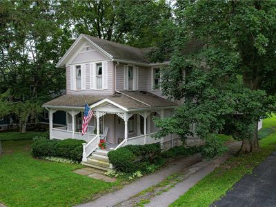 88 E Main St