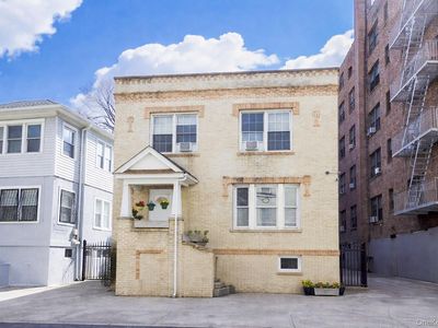 152 Livingston Avenue