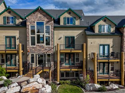 3524 N Fox Run Unit 907
