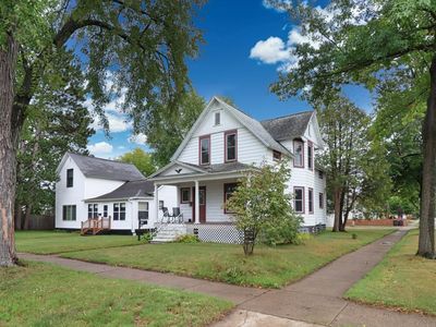 104 E Washington Ave