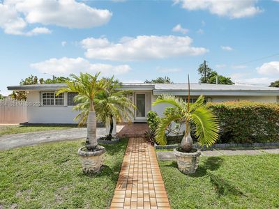 1900 SW 87th Ct