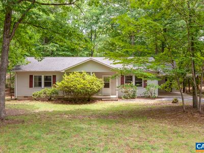 56 Riverside Dr