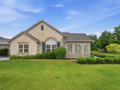 7267 Falls View Cir
