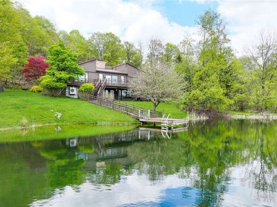 2359 Sessions Hill Rd