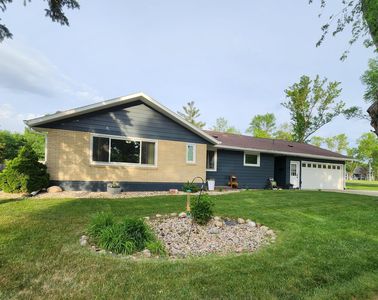 Property at 1105 5th Ave SW, Pipestone, MN