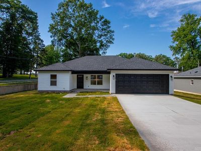 214 Pineview Ave