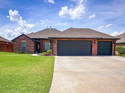 1729 Robin Dr