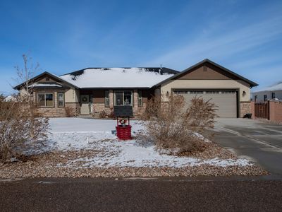 3913 N Native Dancer Dr