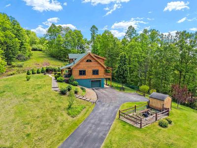 216 Whitetail Ln