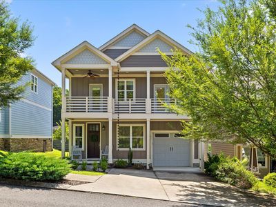744 Gatti Ln