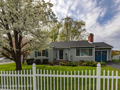 5 Simmons Drive