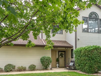 7252 Village Dr