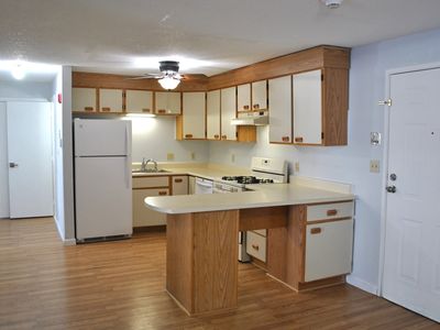 4 Knights Bridge Dr APT 103