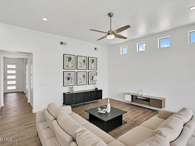 12824 Fredricksberg Ave