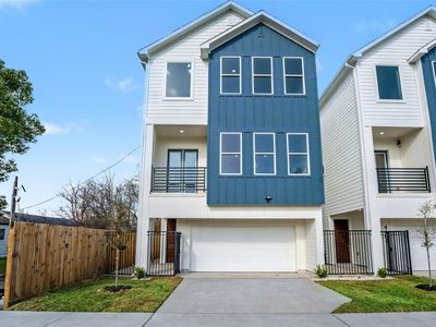 Property at 4107 Dreyfus St, Houston, TX