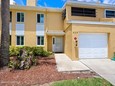 608 Cedar Side Cir NE