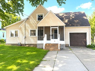 1103 5th Ave