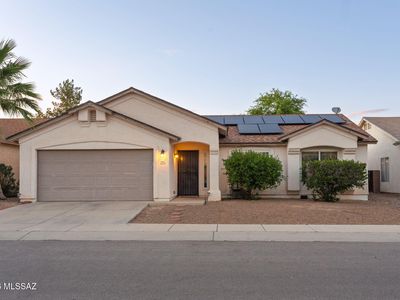 2560 W Camino Del Venegas