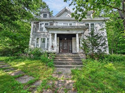 336 Sunnyside Ave