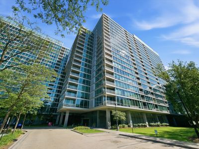 9655 Woods Dr Unit 1806