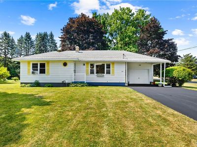339 Lomond Pl