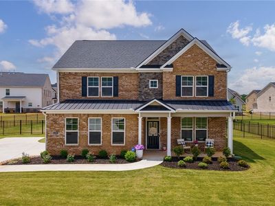2062 Brookside Circle