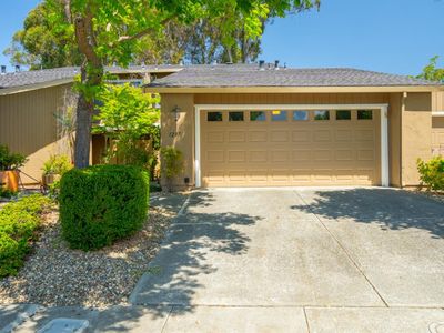 1297 Grove Circle