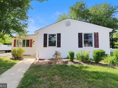 340 Grand Ave