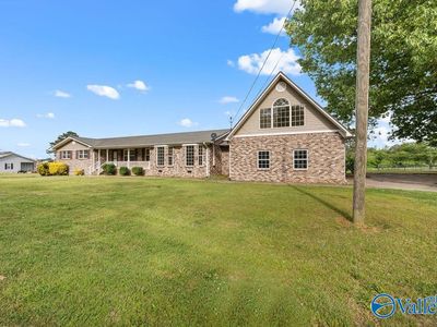 525 Riverwood Dr