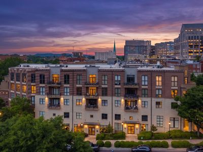 101 W Court St Unit 224
