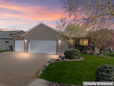 4445 Manor Dr NW