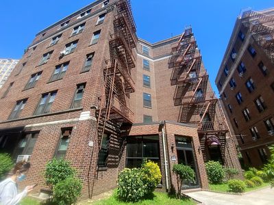 140-30 Sanford Ave #5A