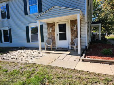 240 Canterbury Ln #B-19