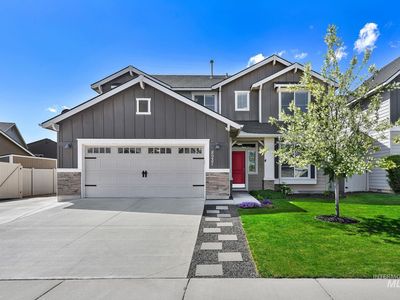 8937 S Pinova Ave