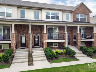 36 Woodmoor Ct