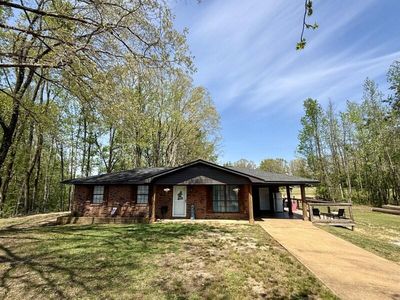 115 Clyde Moore Cir