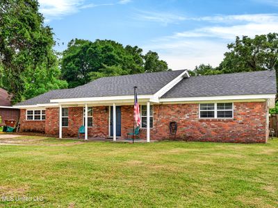 111 Edmund Dr