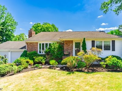 42 Sandy Hill Rd