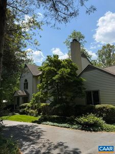 446 Peacock Dr