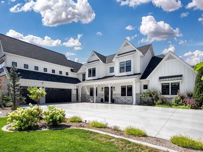 2231 E Elmsprings Ln