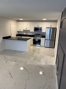 3350 SW 8th Ave #616