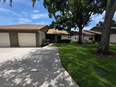 225 Oak Hill Dr #10