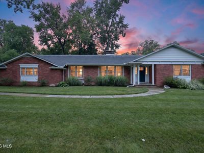 3445 Chapel Dr