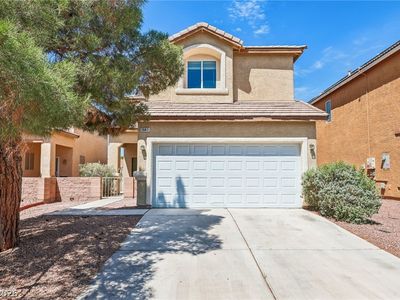 2641 La Mata St
