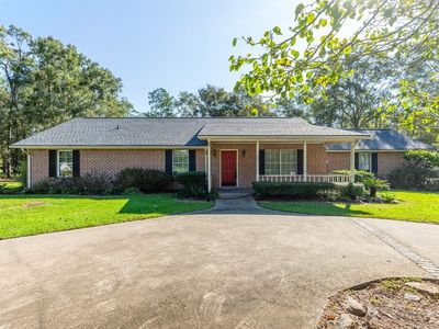 404 Countrywood Cir