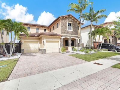 8910 NW 98th Ct