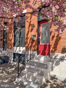 21 S Linwood Ave